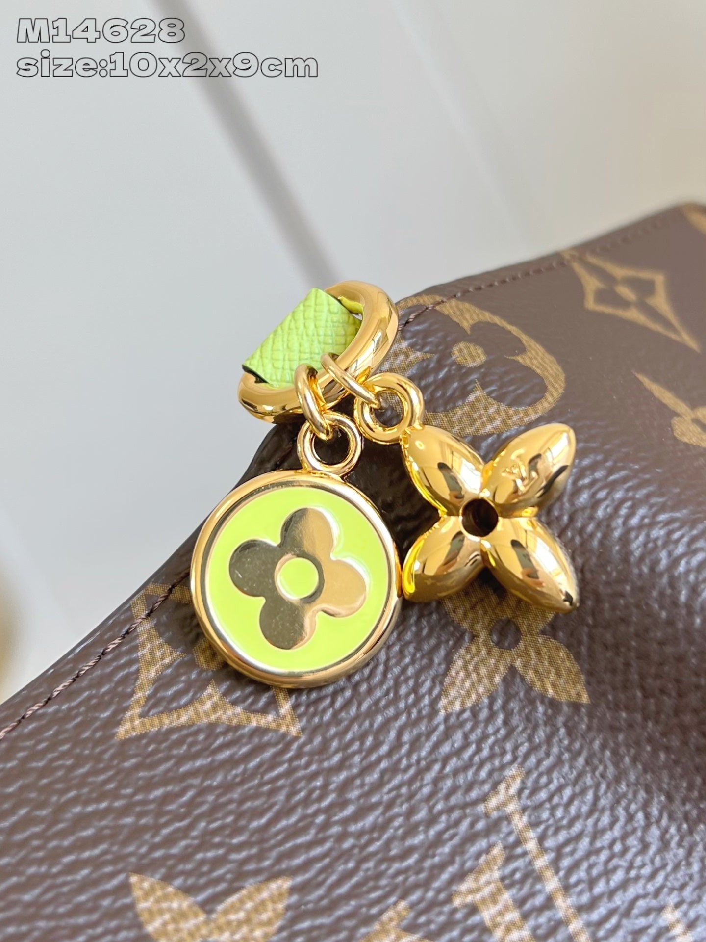 Louis Vuitton Charms Pocket Wallet