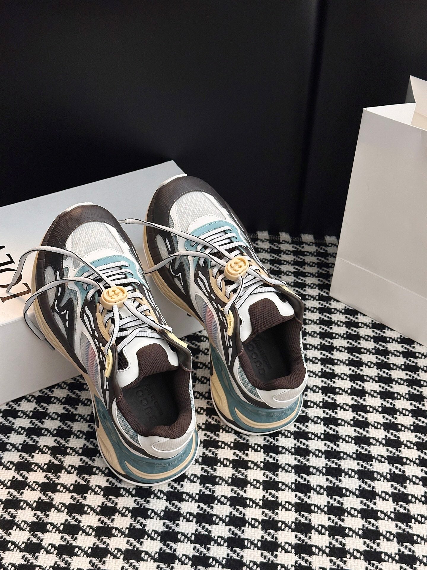 Gucci 2.0 Time-Space Blended Running Shoes