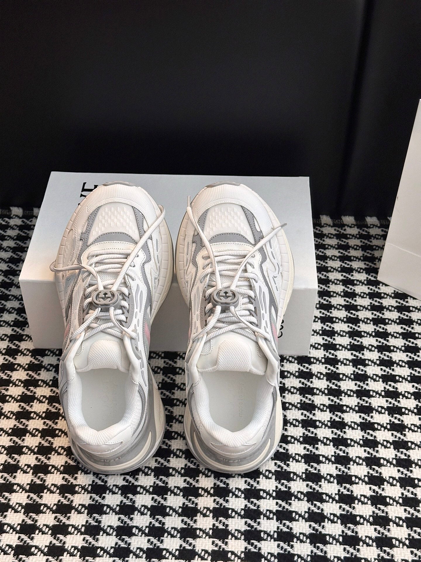Gucci 2.0 Time-Space Blended Running Shoes