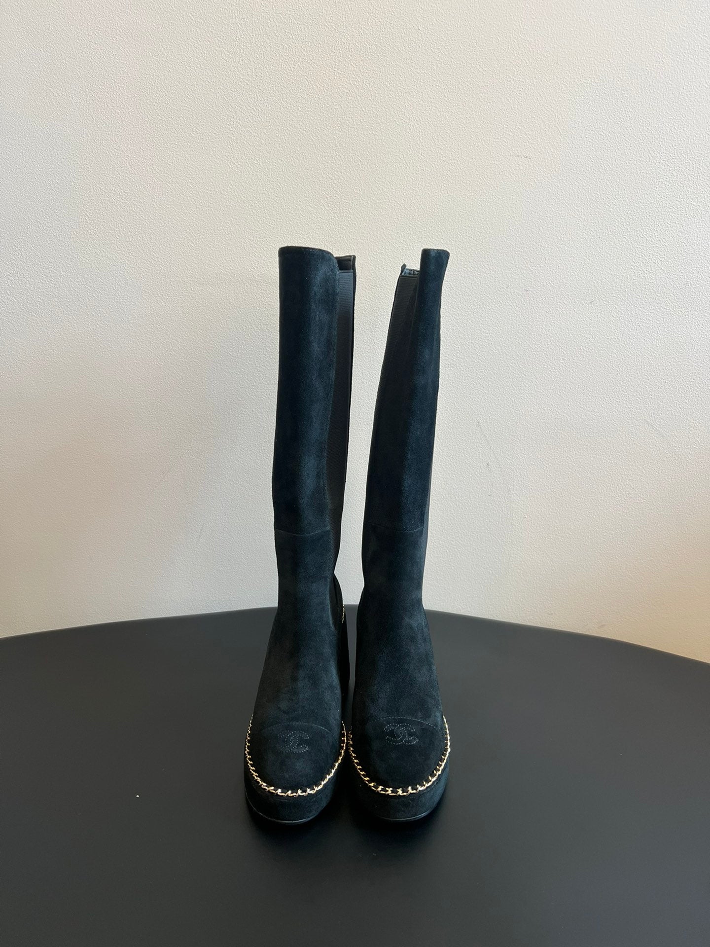 Chanel Platform Chelsea Boots – 2025 Spring/Summer Collection – 25SS