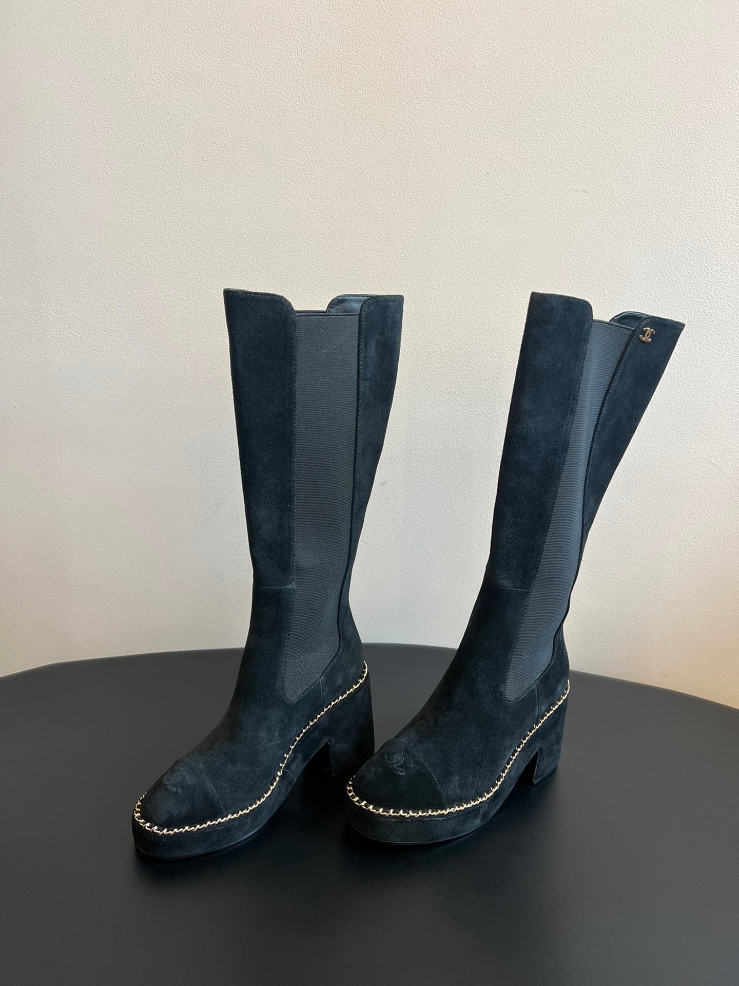 Chanel Platform Chelsea Boots – 2025 Spring/Summer Collection – 25SS