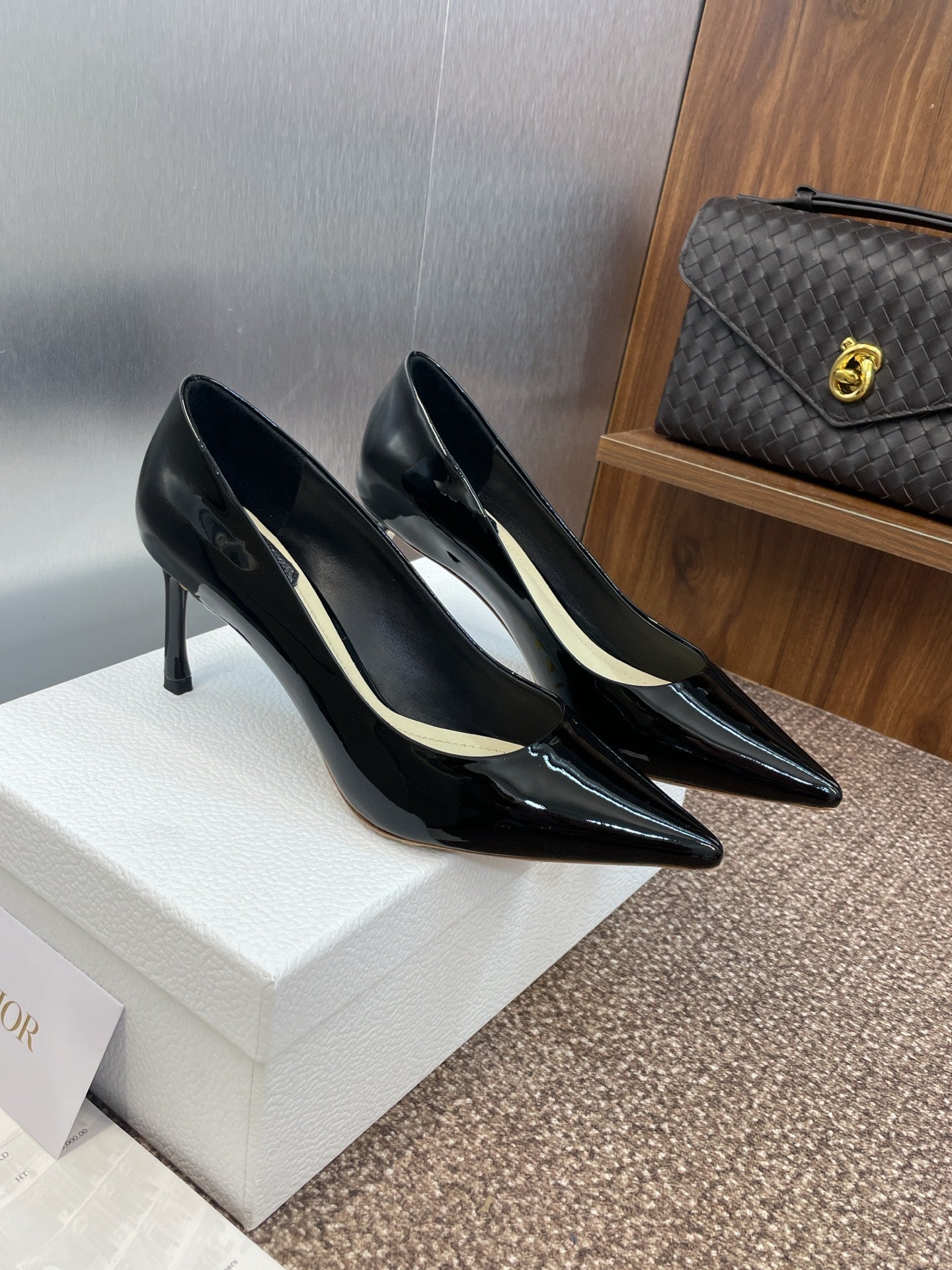 Dior CD Logo Pointed Toe Pumps – 2025 Spring/Summer Haute Couture Collection