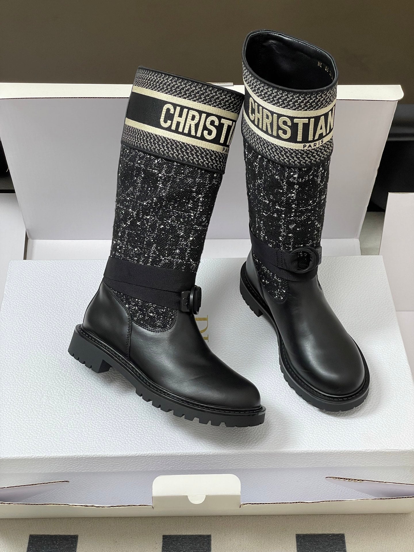 Dior D-Major Tweed Knight Boots – Autumn/Winter Collection