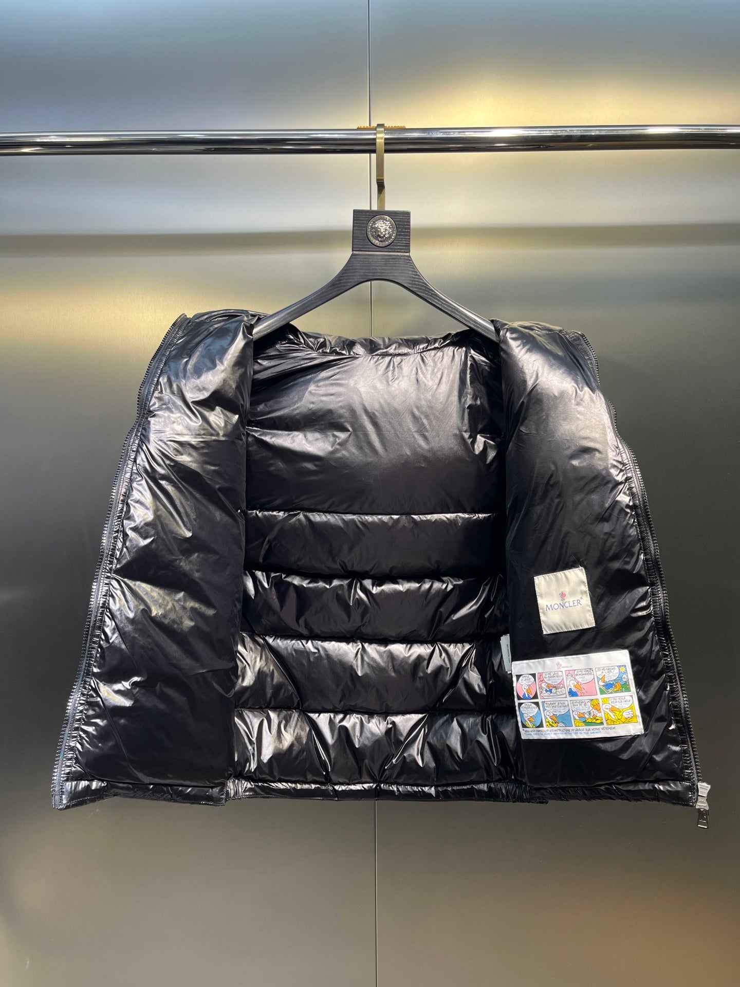 Moncler Unisex Hooded Down Vest