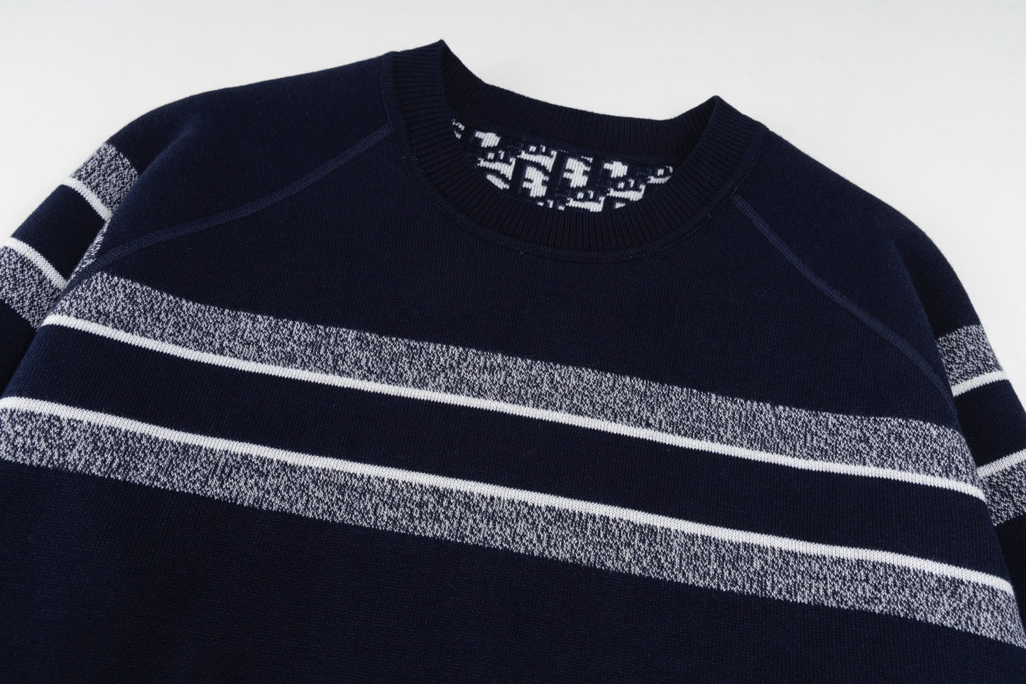 Dior Reversible Oblique Cashmere Crewneck Sweater – 25FW