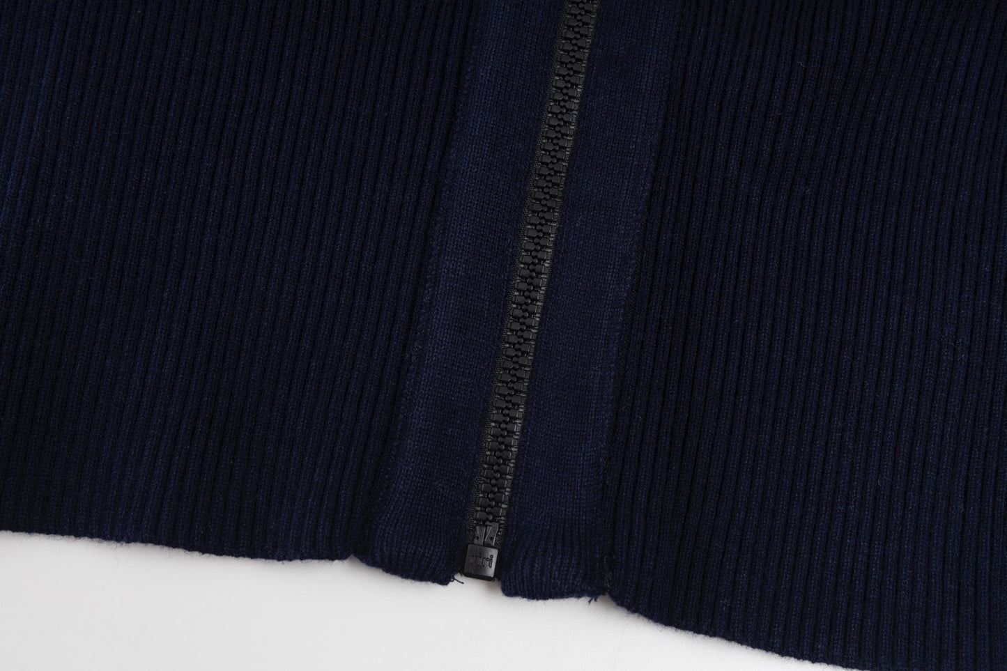 Dior Reversible Oblique Zipper Knit Cardigan – 25FW
