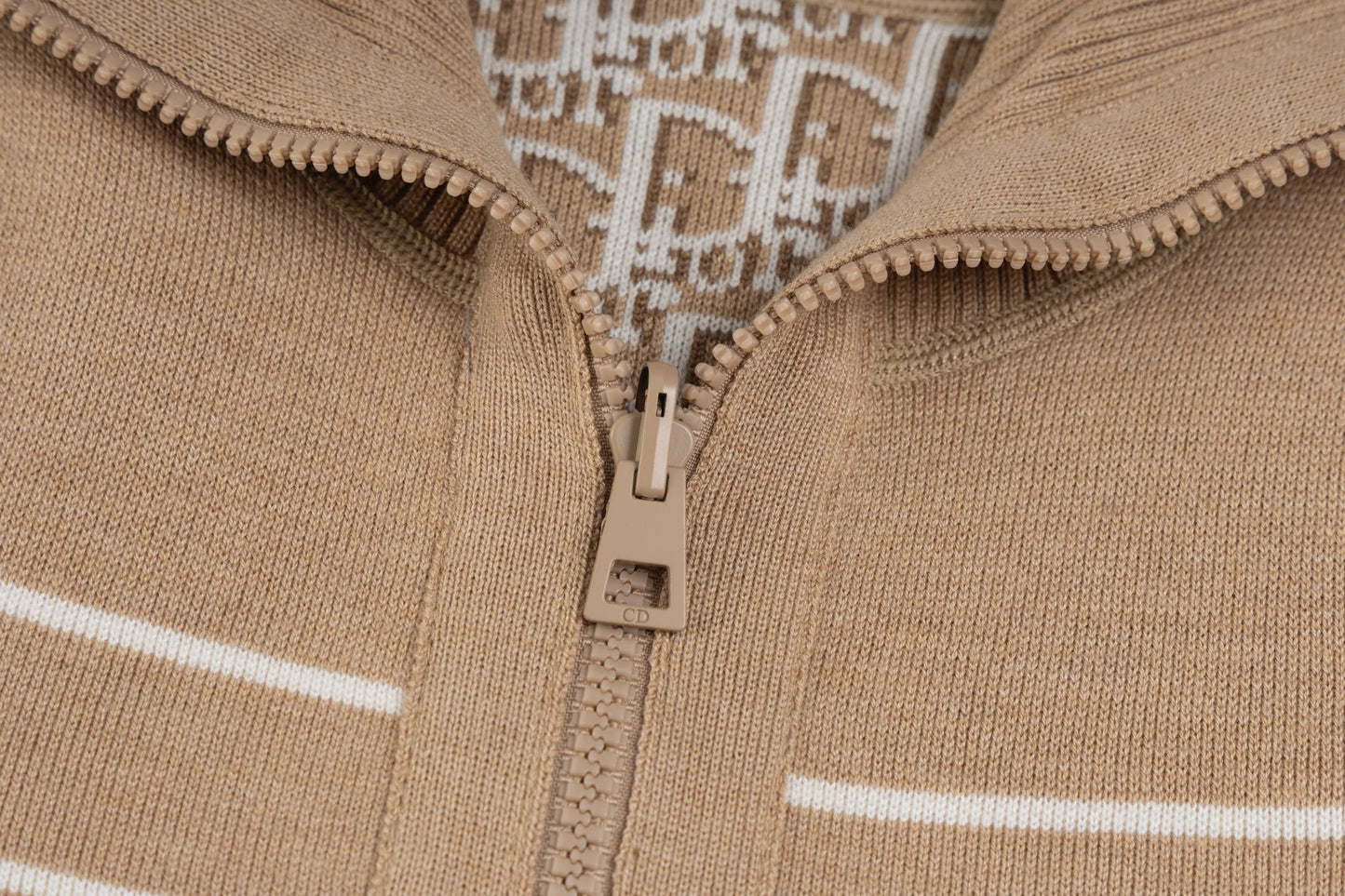 Dior Reversible Oblique Zipper Knit Cardigan – 25FW
