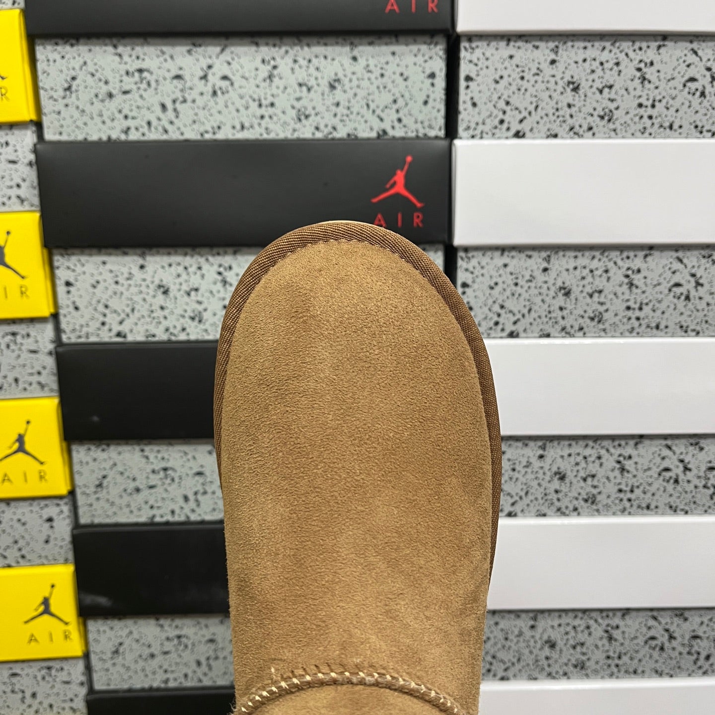 UGG Thick-Soled Low-Cut Fur-Lined Snow Boots