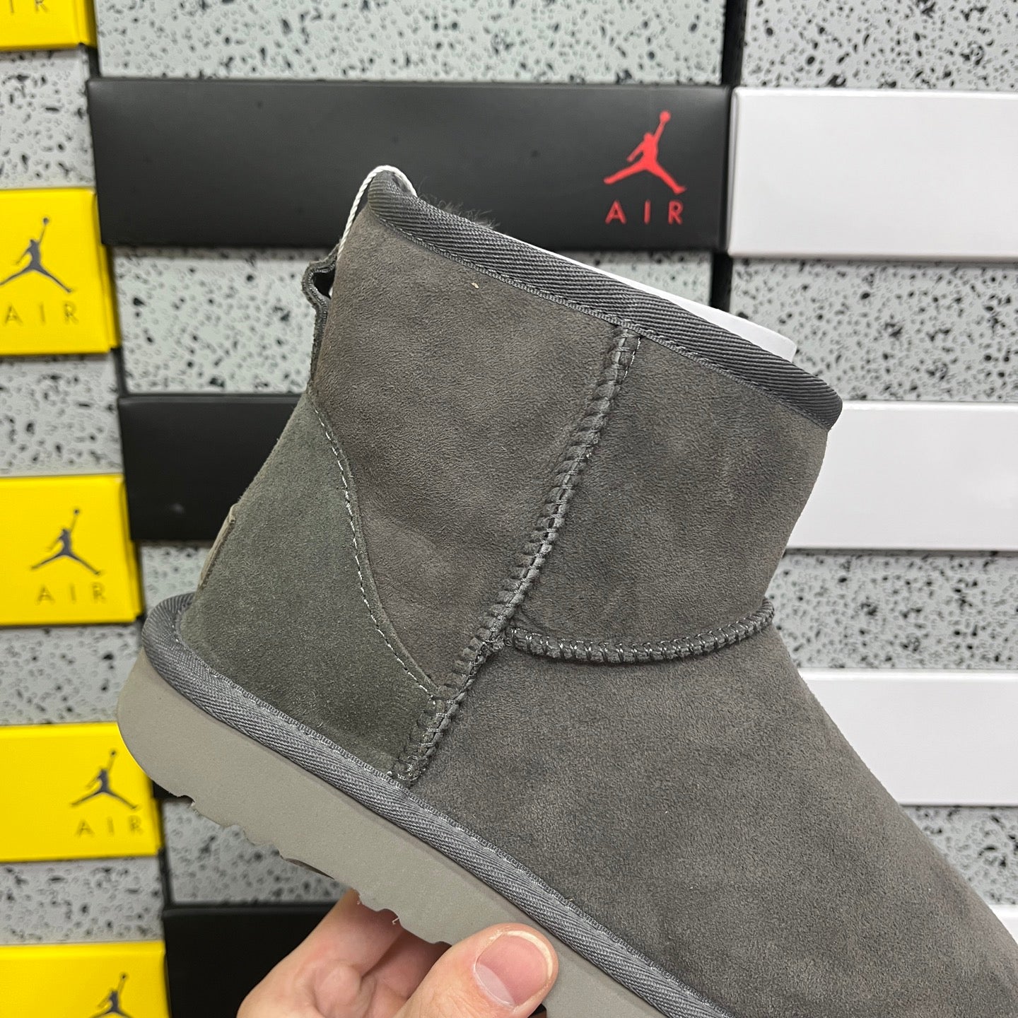 UGG Thick-Soled Low-Cut Fur-Lined Snow Boots