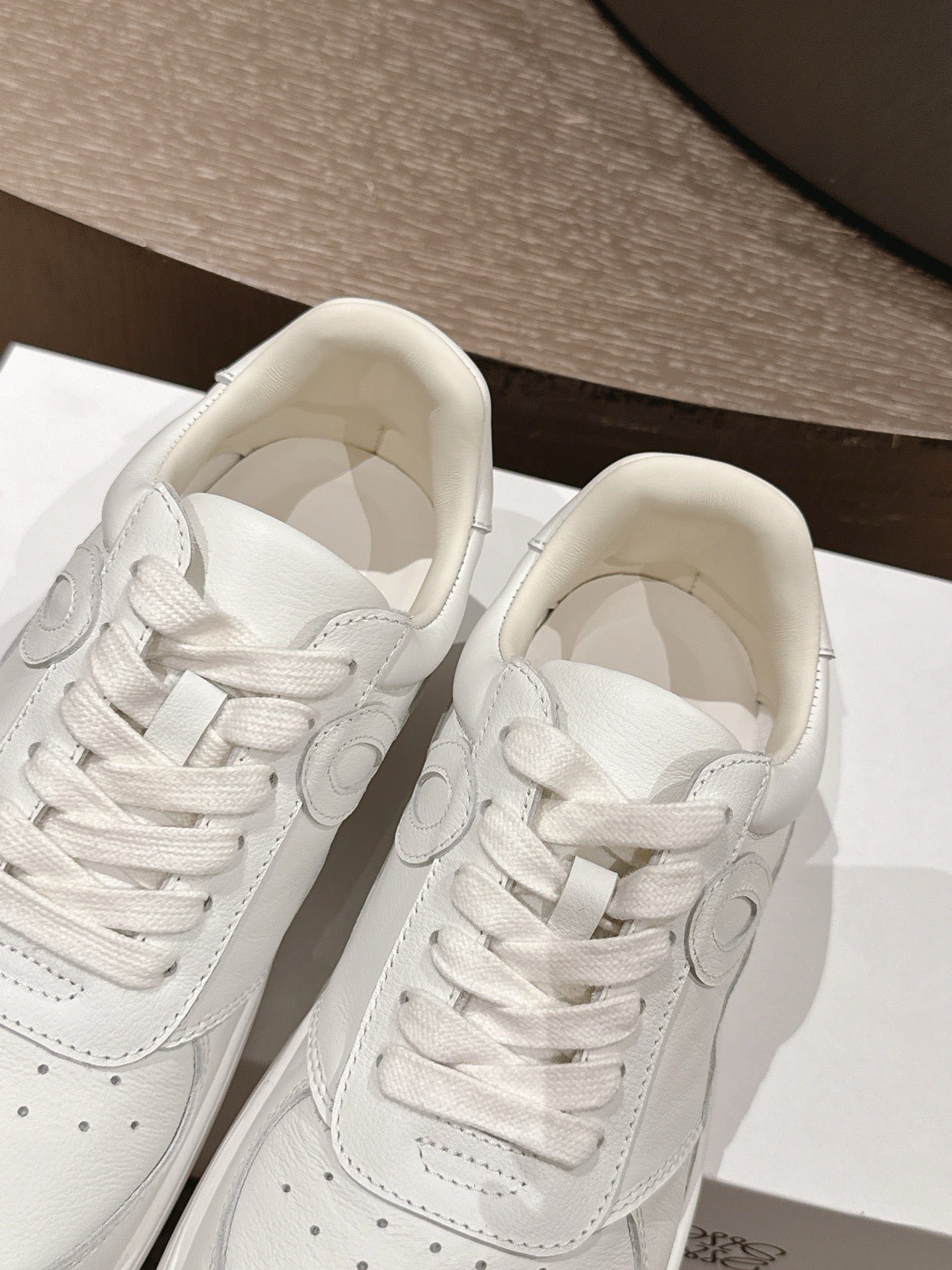 Loewe Jambo Lace-Up Board Sneakers – 25SS