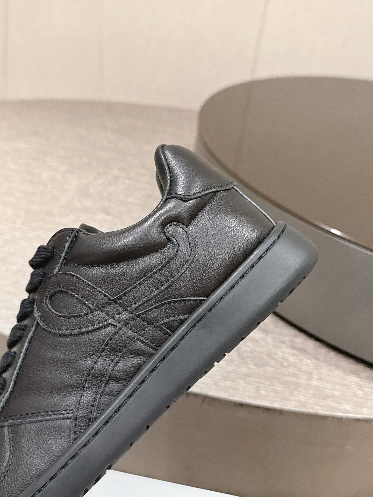 Loewe Jambo Lace-Up Board Sneakers – 25SS