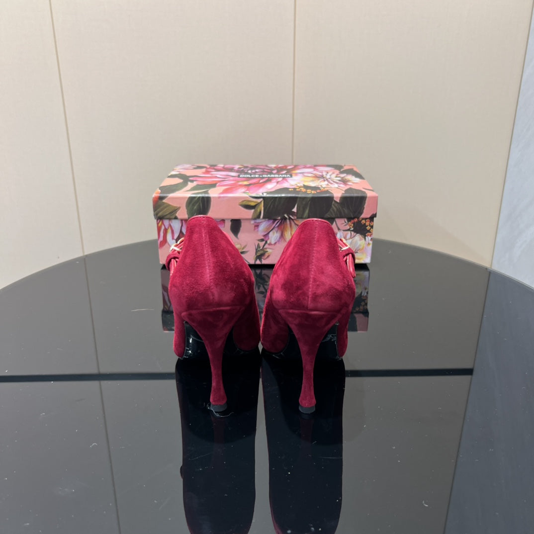Dolce & Gabbana Pointed Toe Cross-Strap Pumps – 25FW