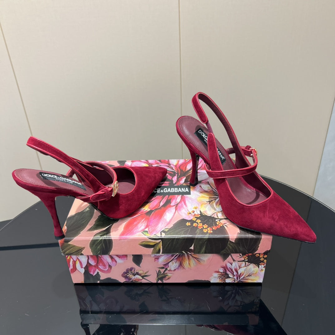 Dolce & Gabbana Pointed Toe Cross-Strap Pumps – 25FW