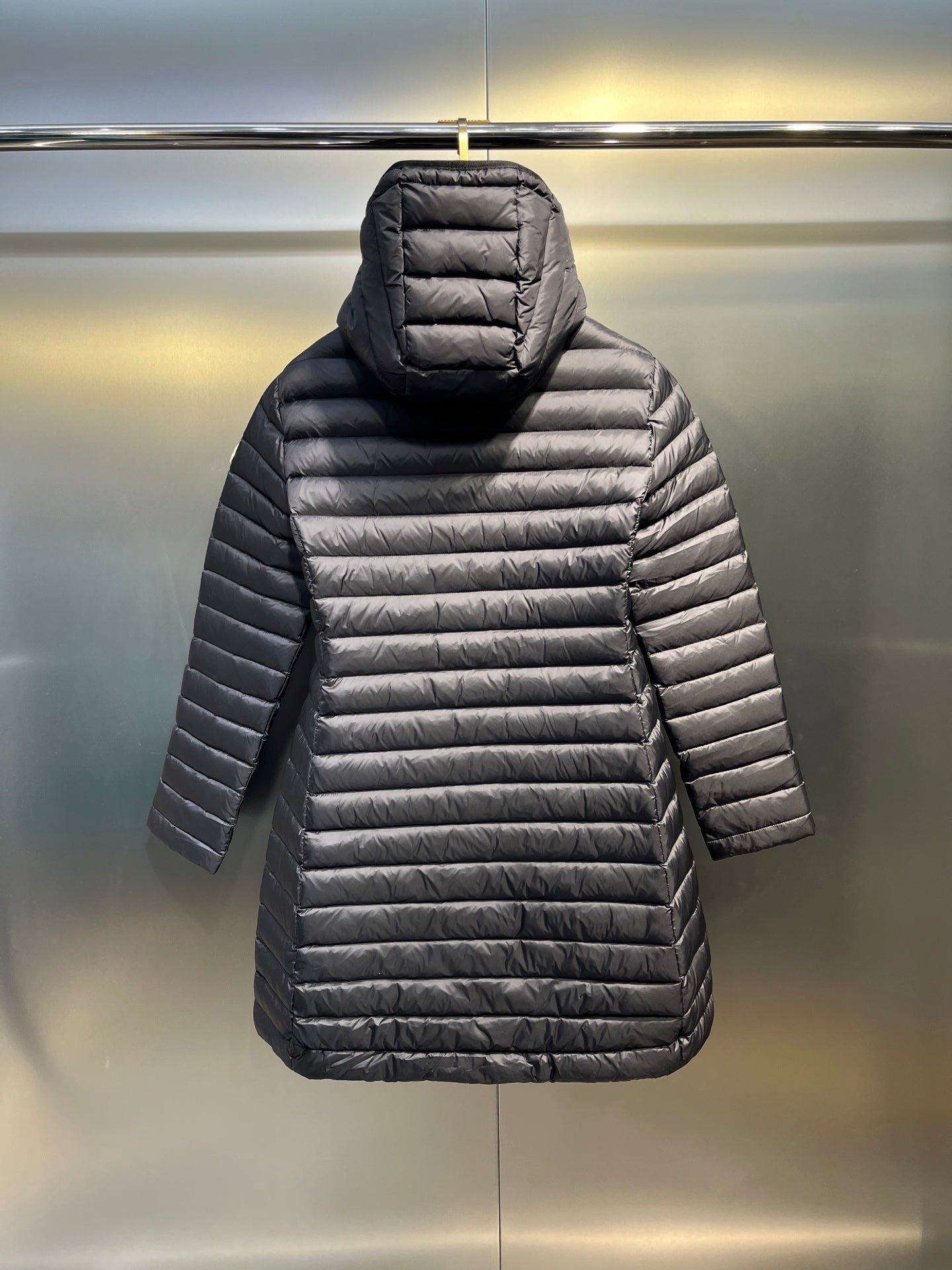 Moncler Waist-Cinching Hooded Down Jacket – Autumn/Winter Collection