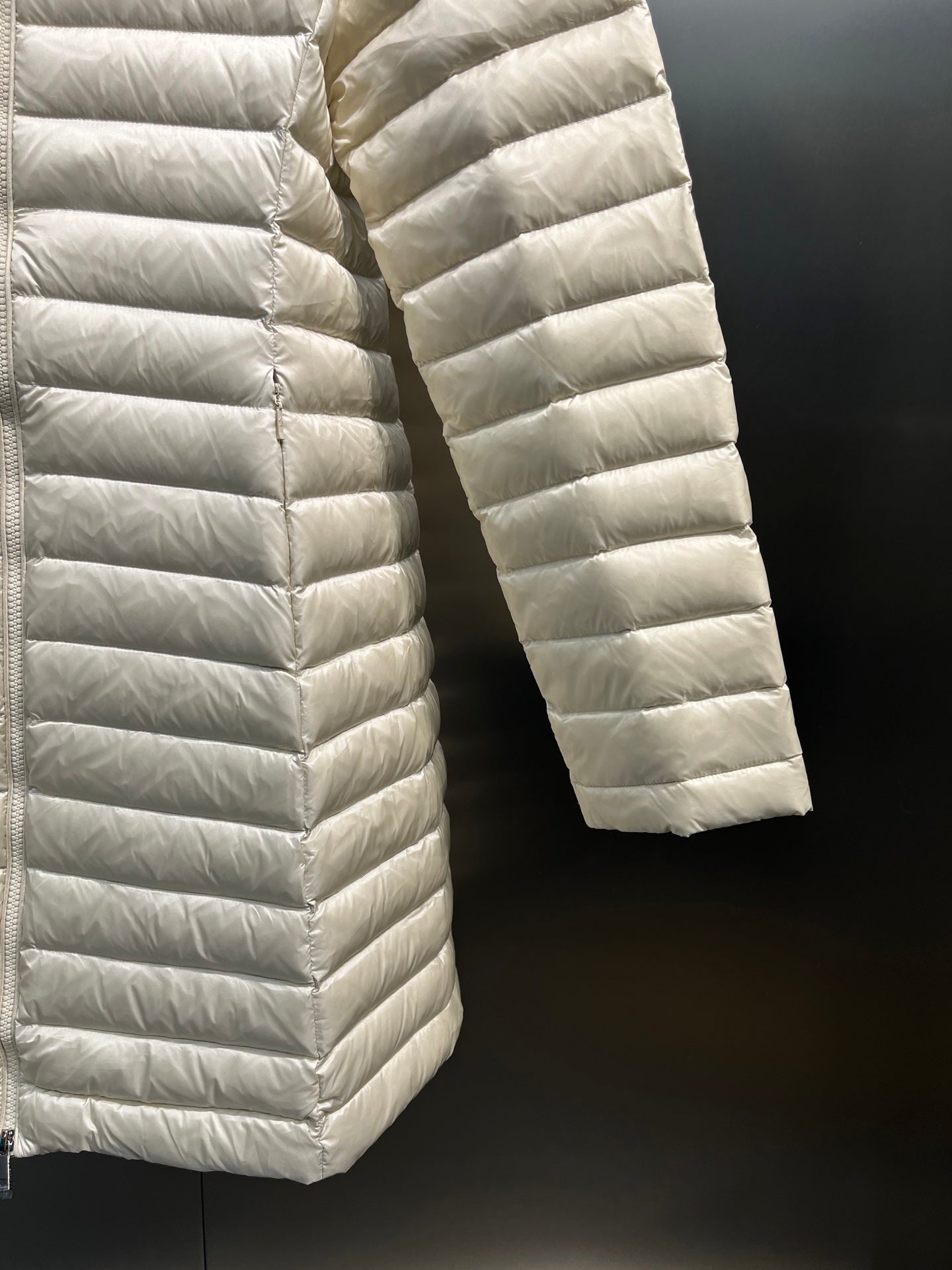Moncler Waist-Cinching Hooded Down Jacket – Autumn/Winter Collection