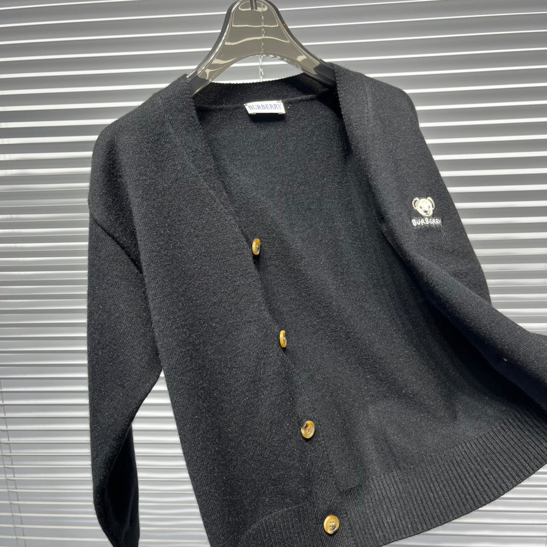 Burberry BU Bear Pattern Knit Cardigan – Kids Collection