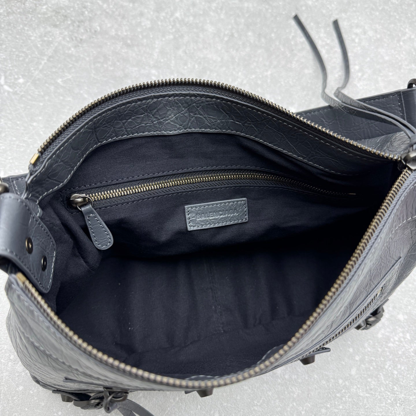Balenciaga Le City Moto Hobo Bag – 25FW