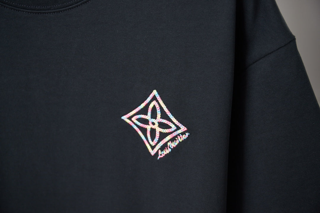 Louis Vuitton Embroidered Hollow LV Letter T-Shirt – 2026SS