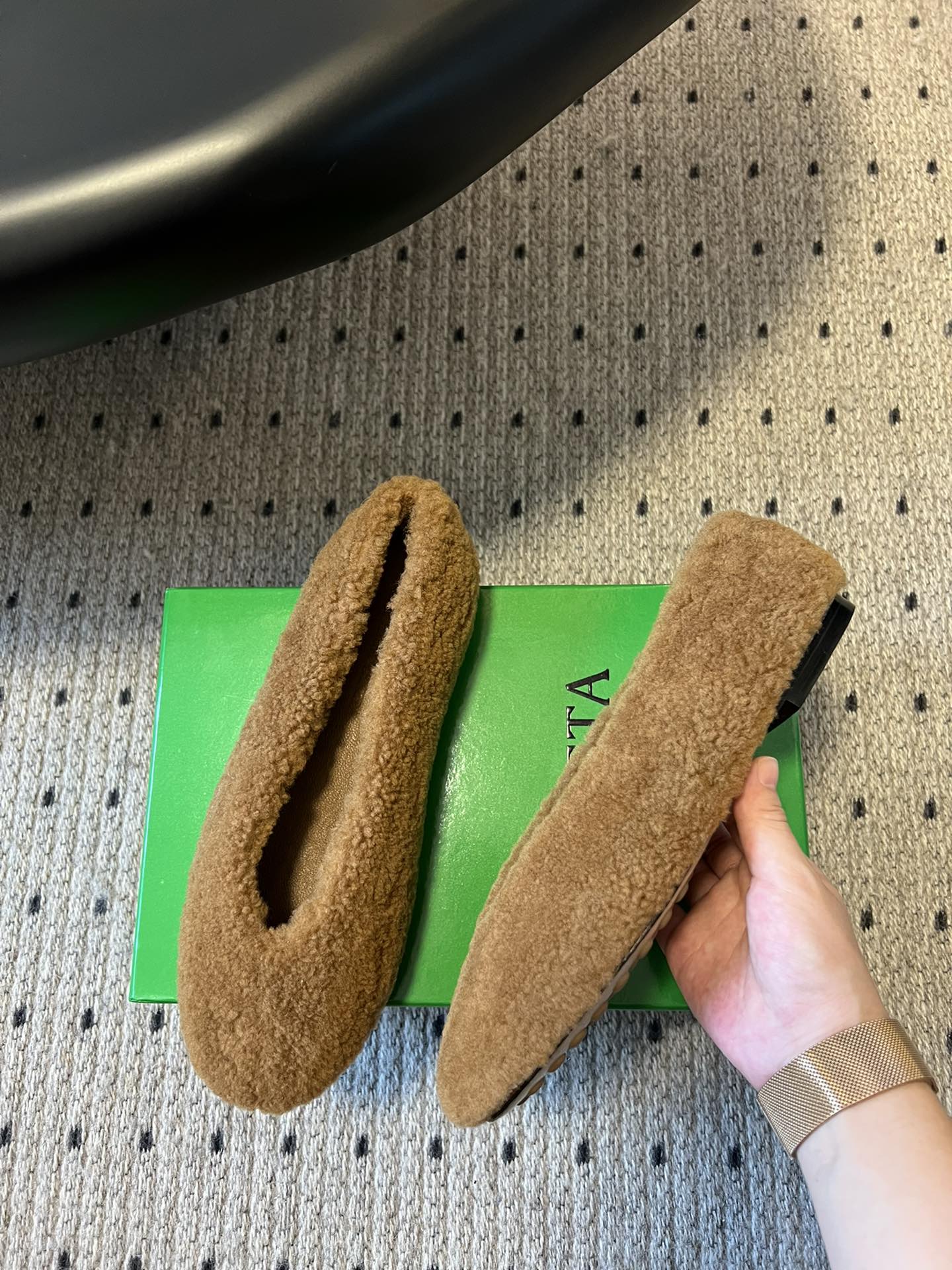 Bottega Veneta Furry Ballet Flats – 25SS