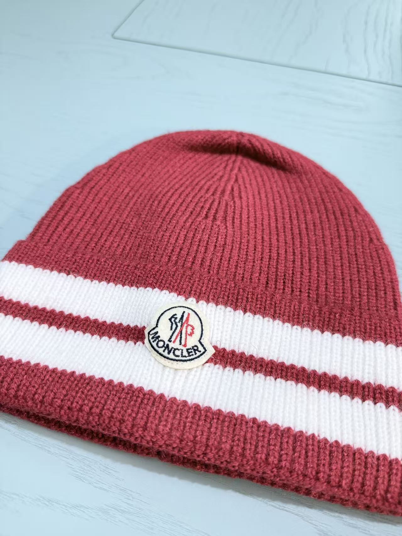 Moncler Classic Jacquard Knit Beanie – Kids Collection – 25FW