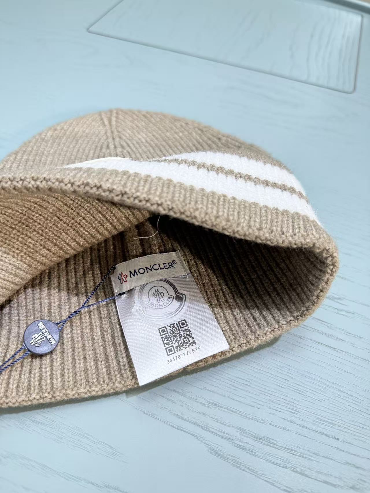 Moncler Classic Jacquard Knit Beanie – Kids Collection – 25FW
