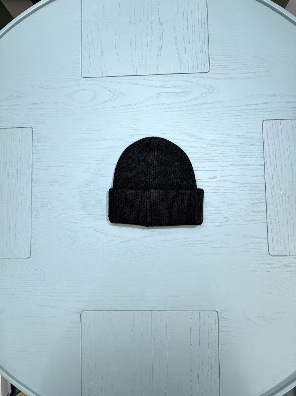 Moncler Classic Jacquard Knit Beanie – Kids Collection – 25FW