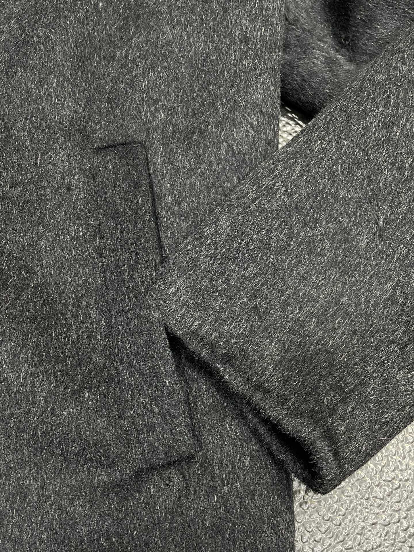 Dior Men's Wool Double-breasted Short Coat