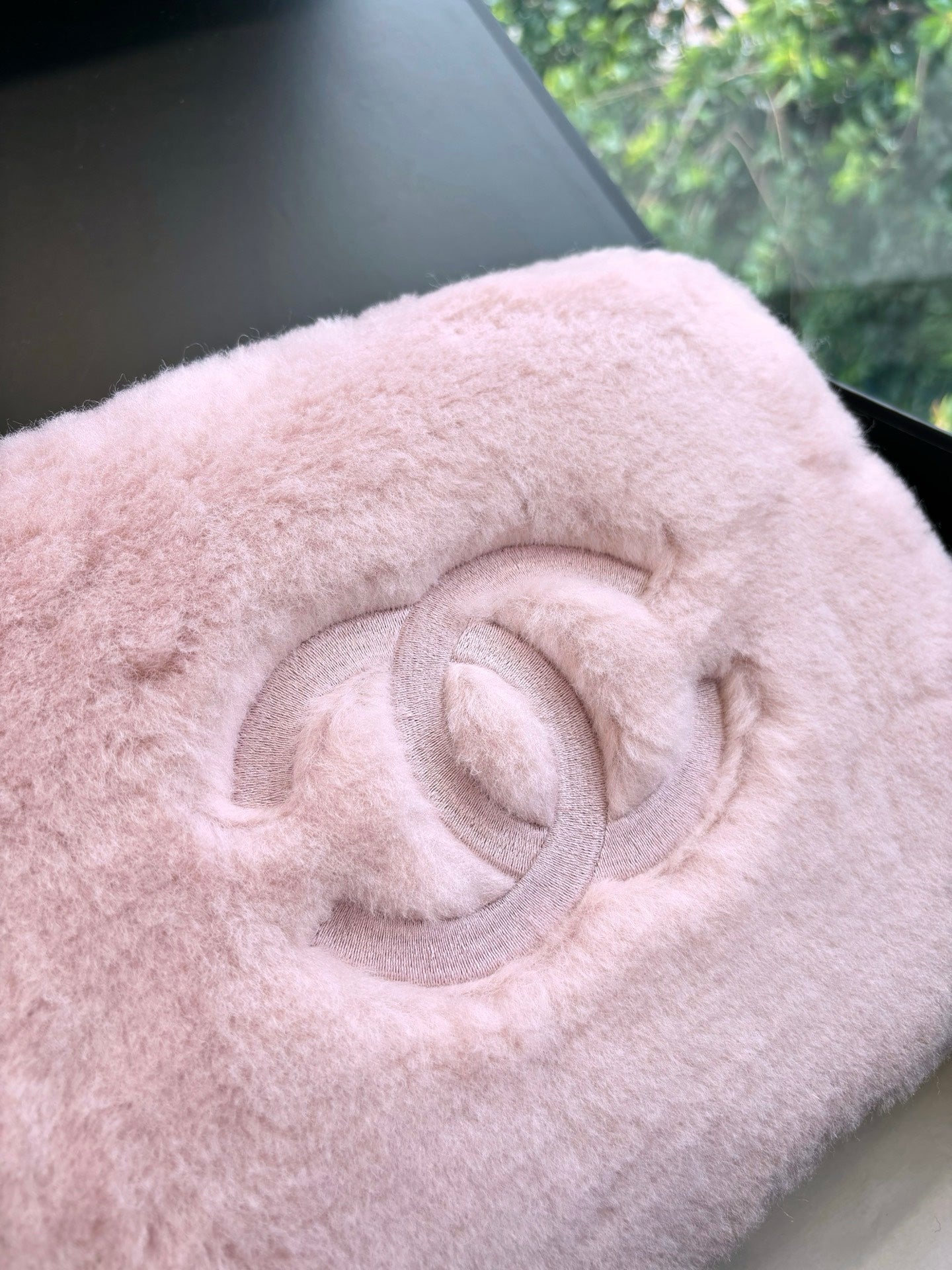 Chanel Wool Furry Mules – Autumn/Winter 25S Collection