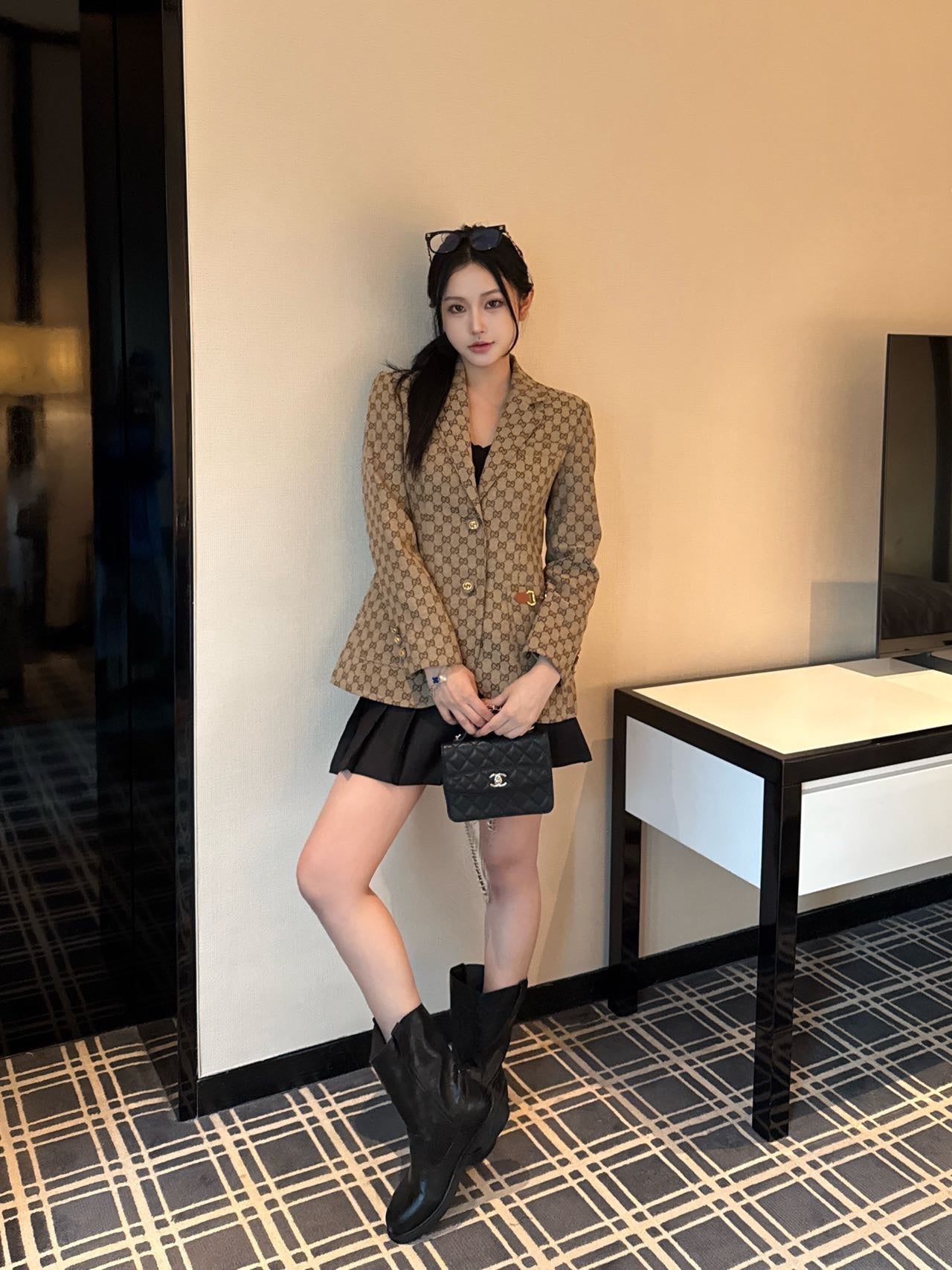 Gucci Lapel Jacquard Blazer
