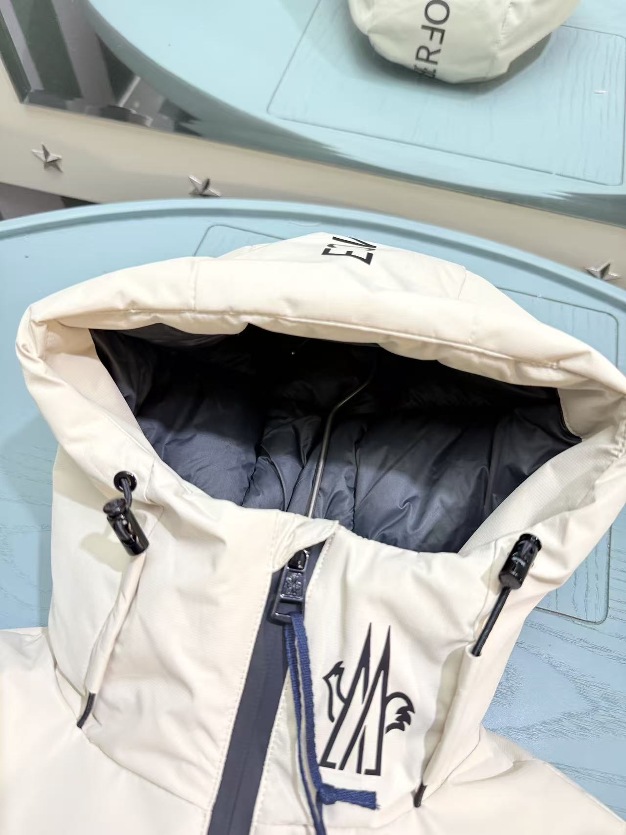Moncler Kids Detachable Hood Puffer Jacket – 2025FW