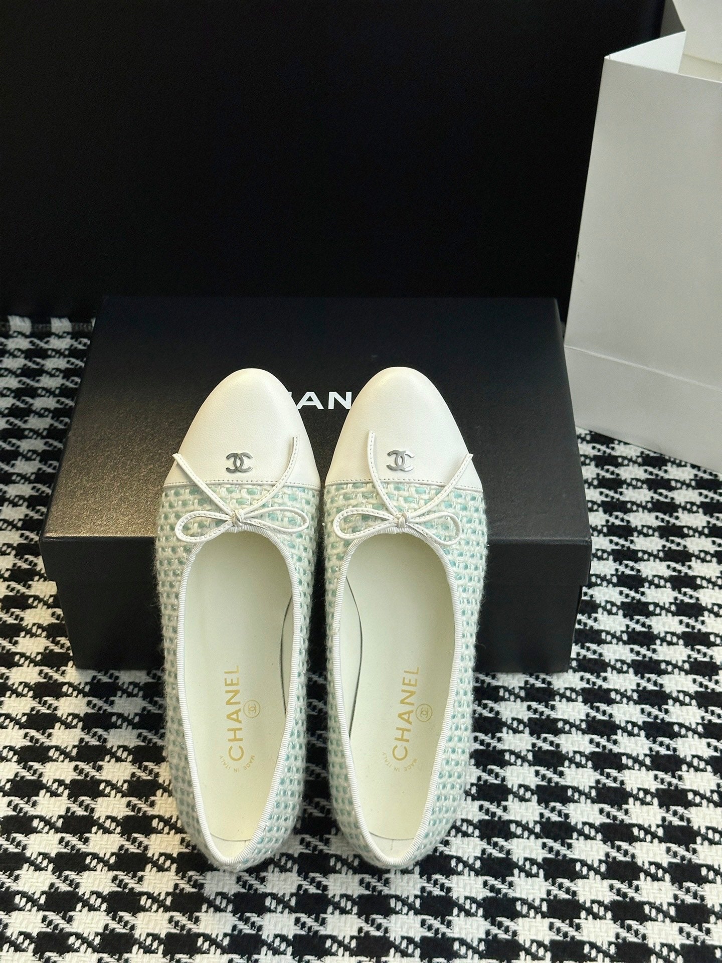 Chanel 25B Bow Mary Jane Flats