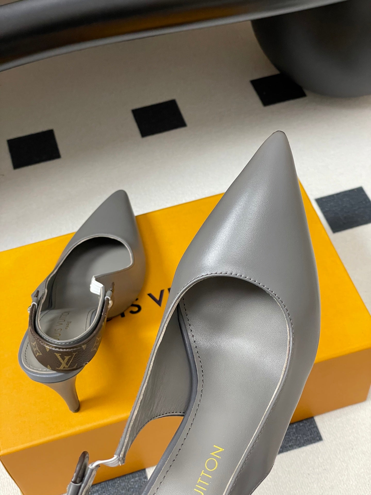 Louis Vuitton Legacy Slingback Pumps – 25SS