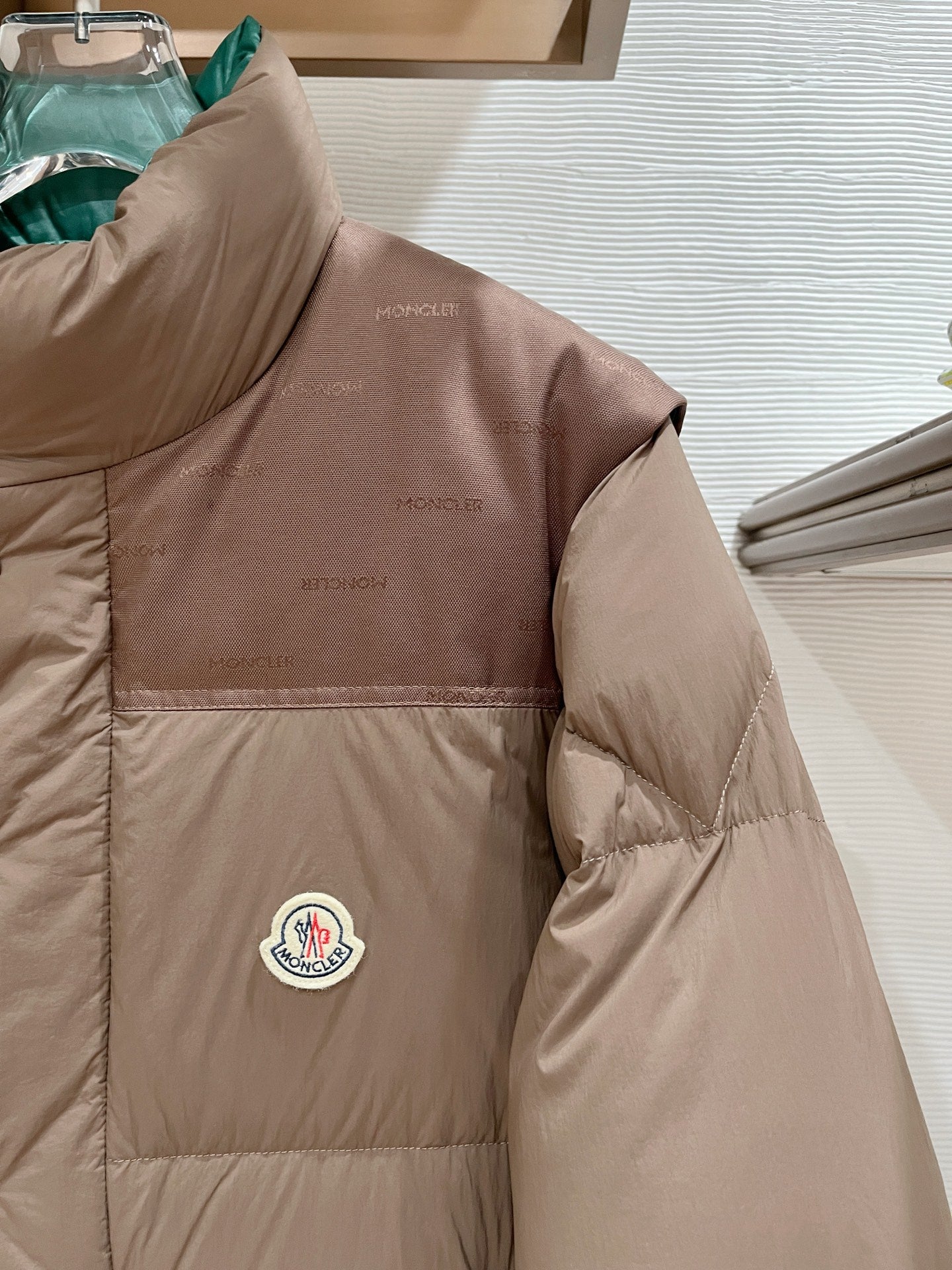 Moncler Designer Puffer Jacket – 2025 Collection
