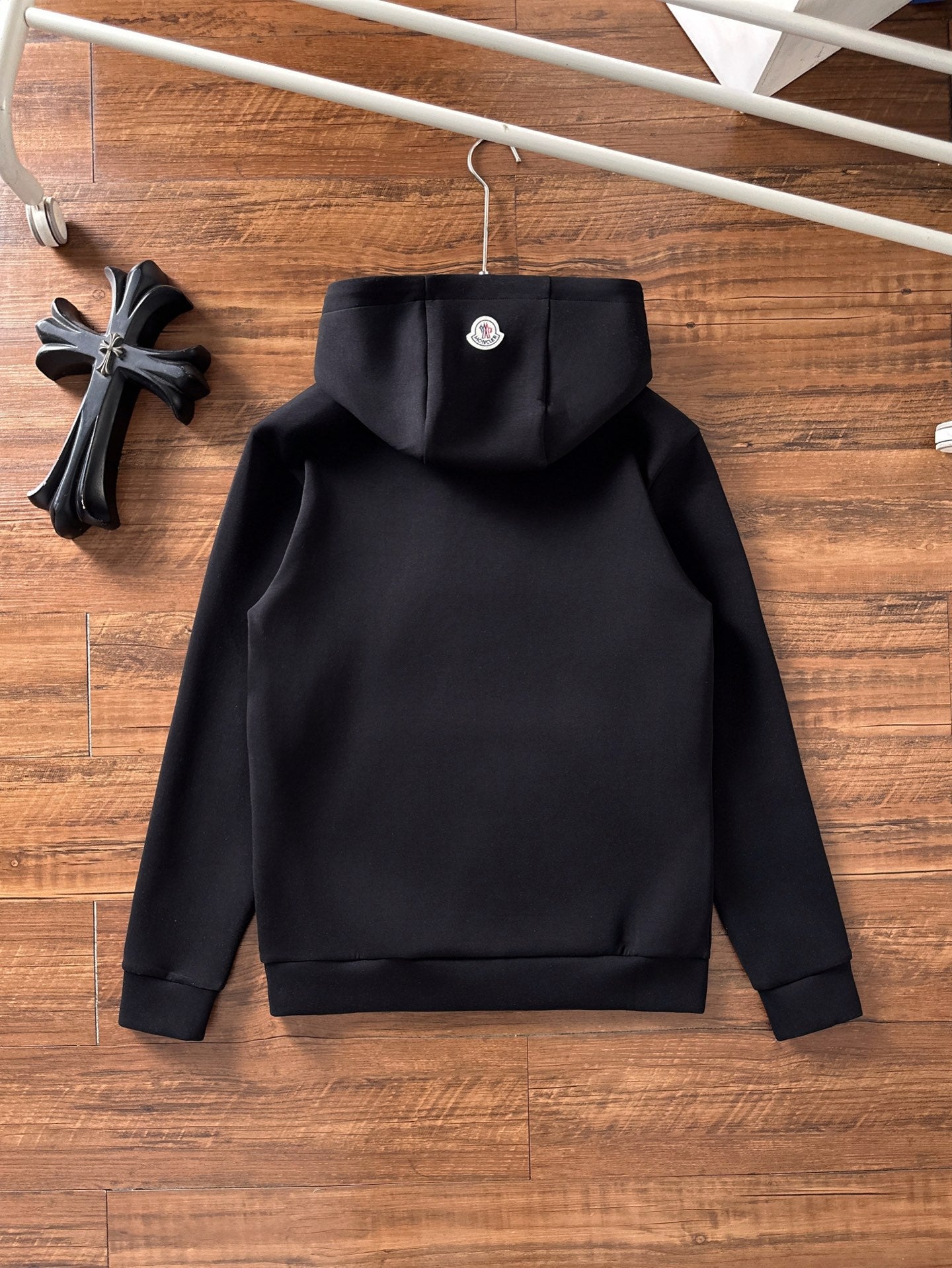 Moncler Unisex Logo Hooded Sweatshirt – 2025FW