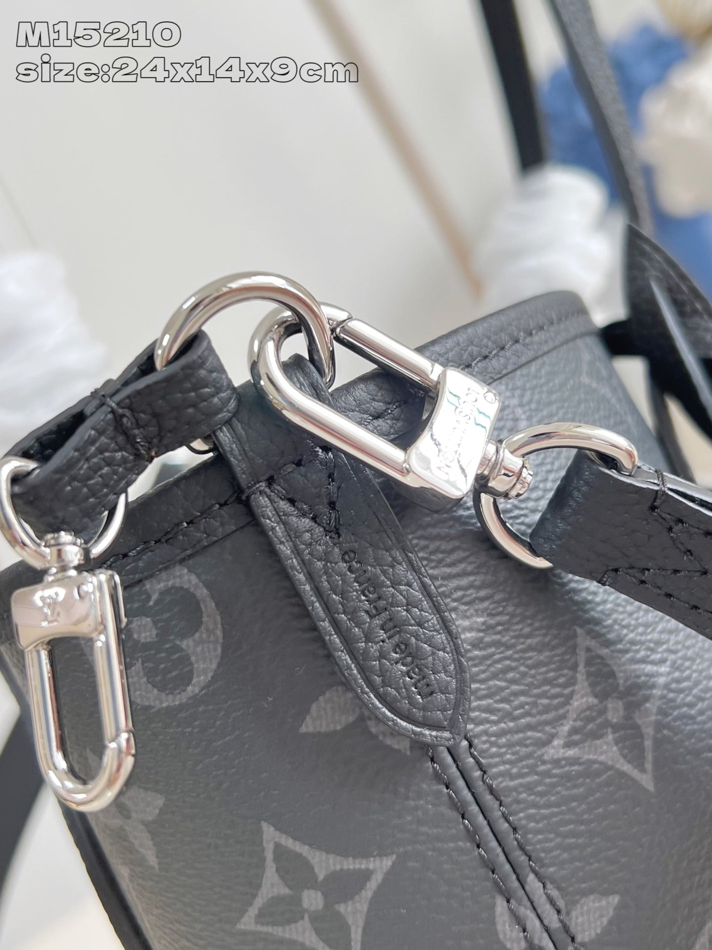 Louis Vuitton Neverfull Bandoulière Inside Out BB Handbag
