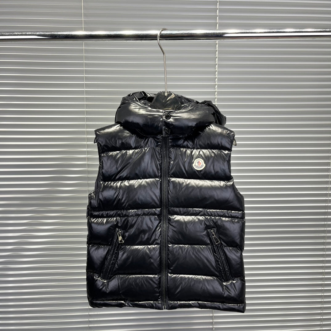 Moncler Ania Fitted Down Vest – Kids Collection – 2025