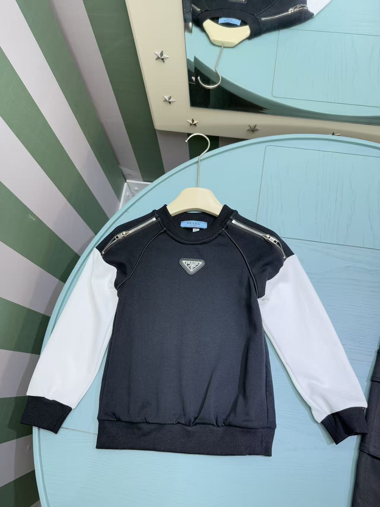 Prada Kids Boys Sweatshirt Tracksuit Set – 2025SS – Kids Collection