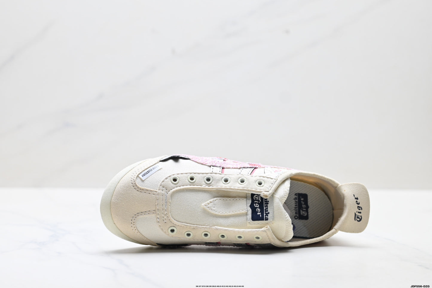 Onitsuka Tiger Mexico 66 Slip-On Sneakers