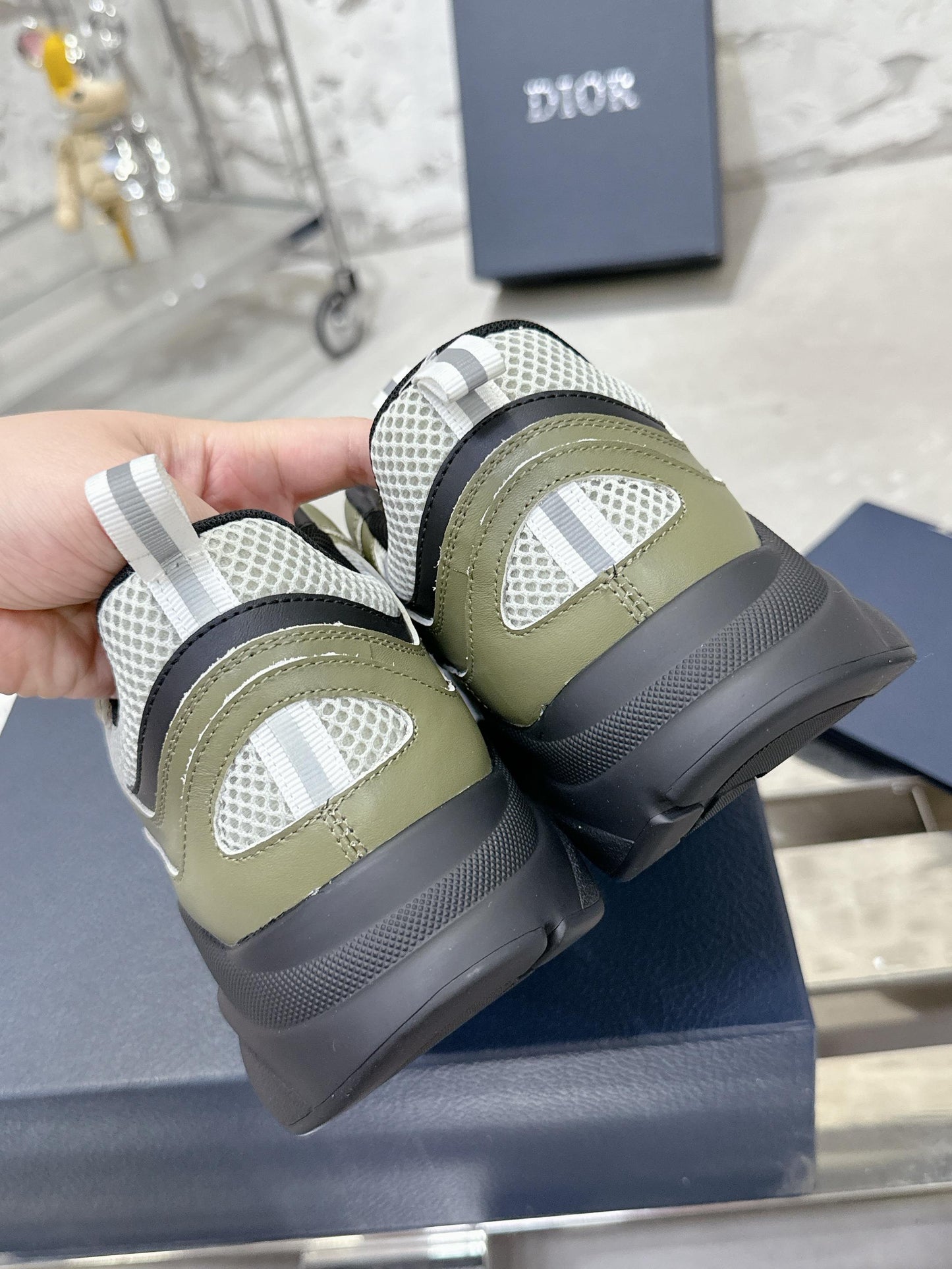 Dior B22 Men's Retro Jogging Sneakers