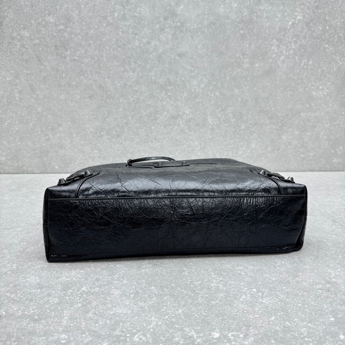 Balenciaga Le City Hobo Bag – Large