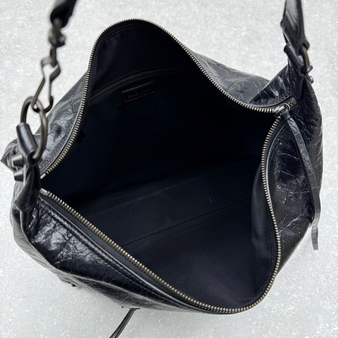 Balenciaga Le City Hobo Bag – Large