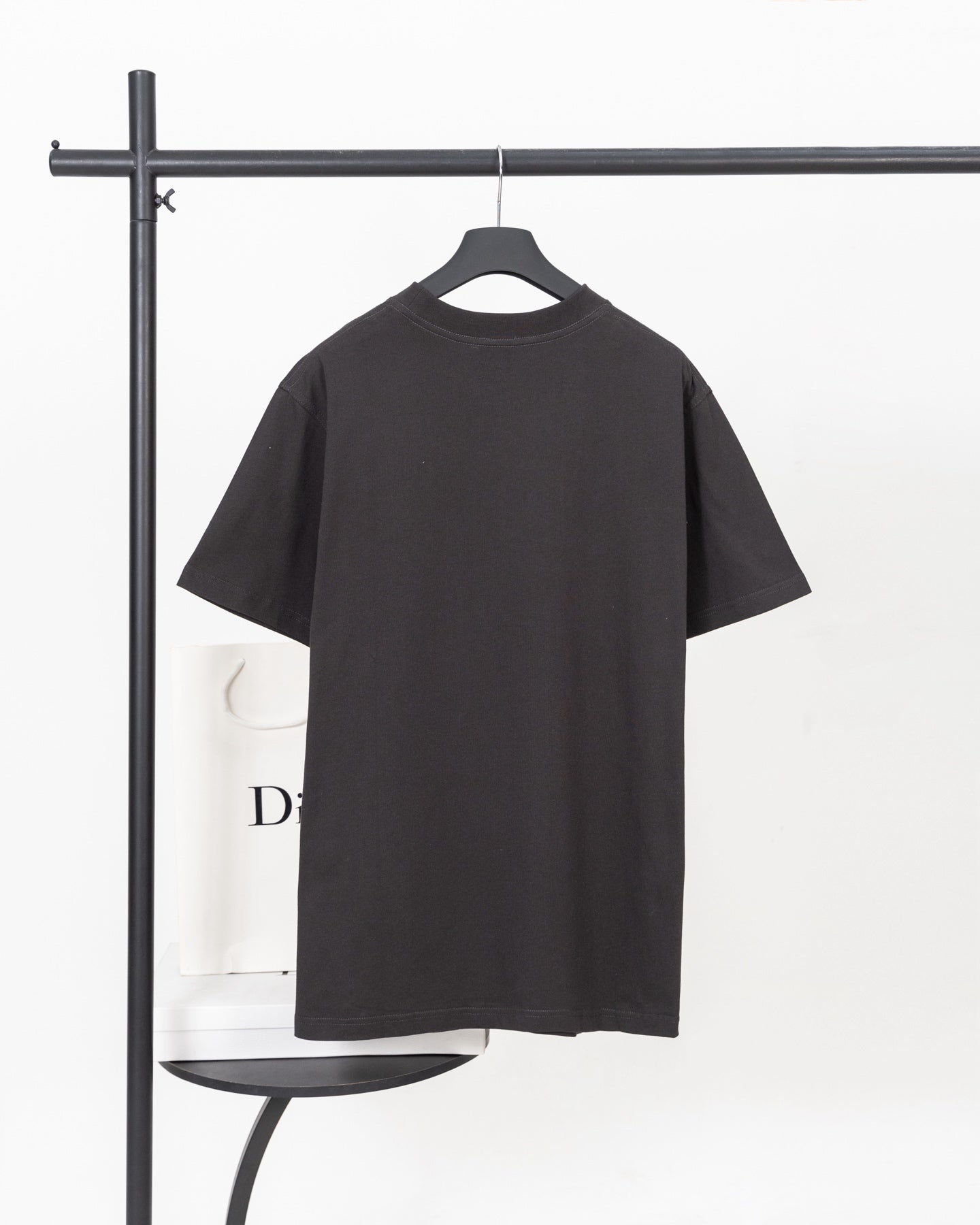 Dior Ribbon Logo Short-Sleeved T-Shirt – 2026 Spring Collection