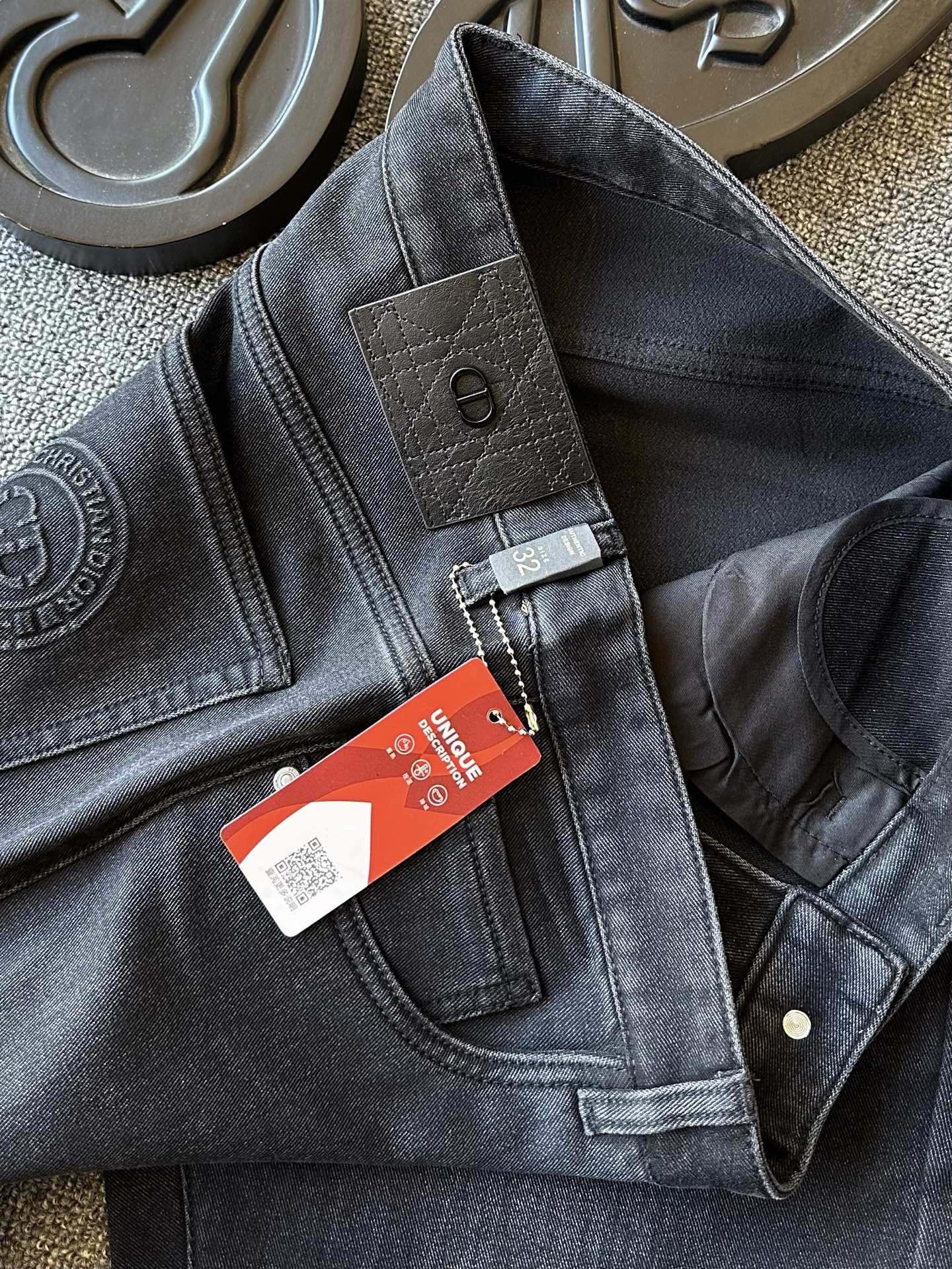 Dior CD Business Casual Jeans – 2025 New Collection