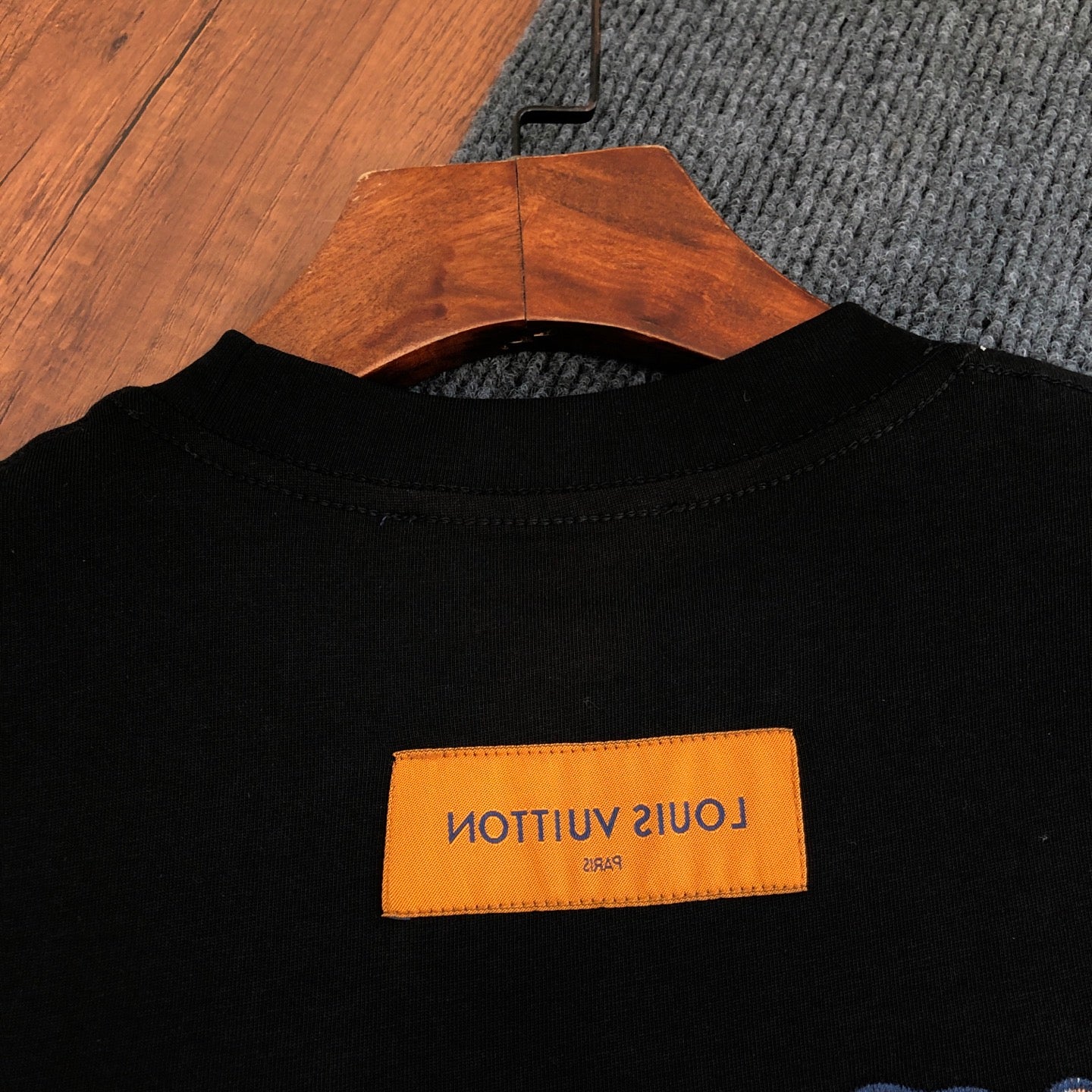 Louis Vuitton Embroidered Logo Crewneck T-Shirt – 2026SS