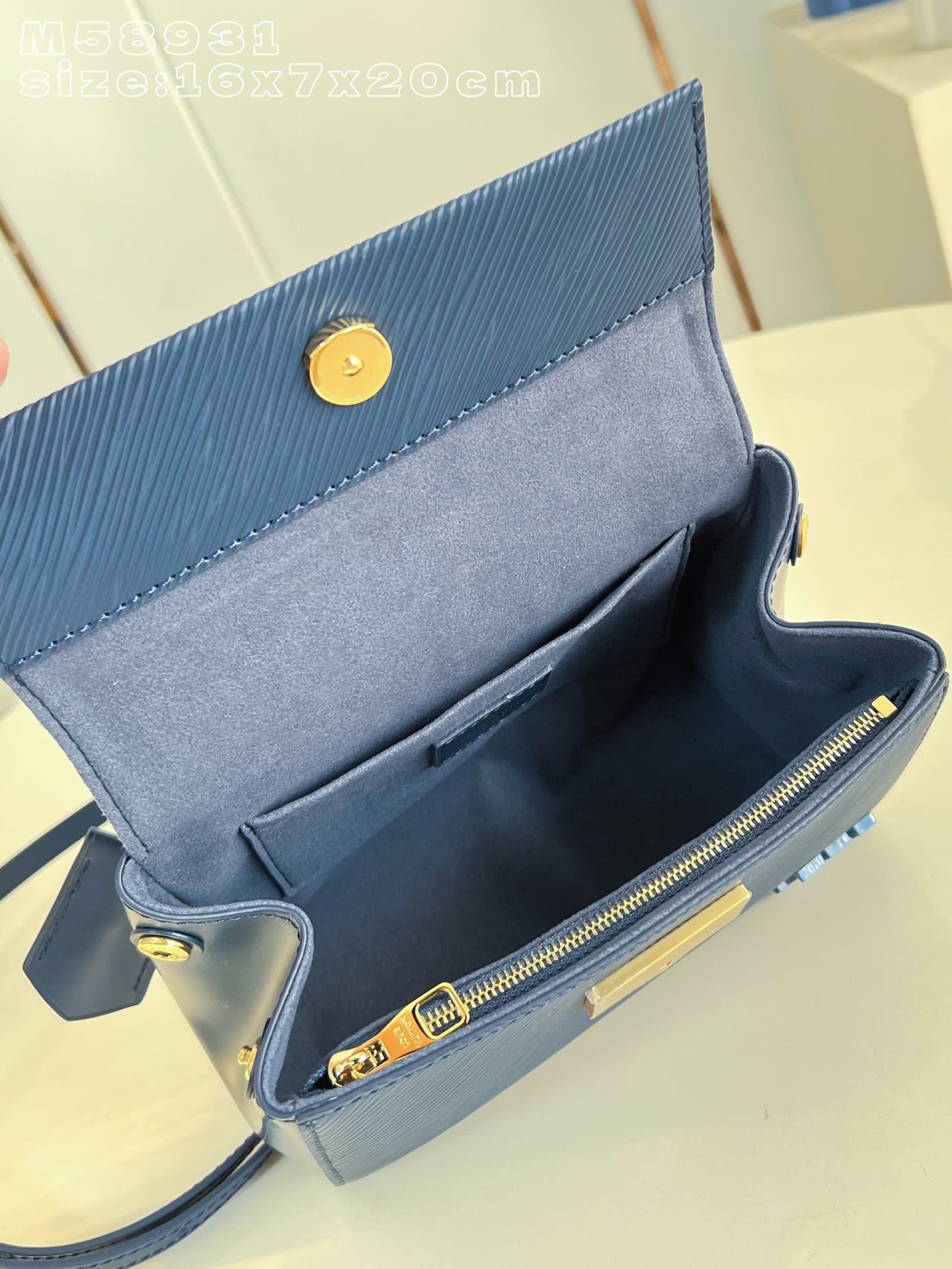 Louis Vuitton Cluny Mini Handbag