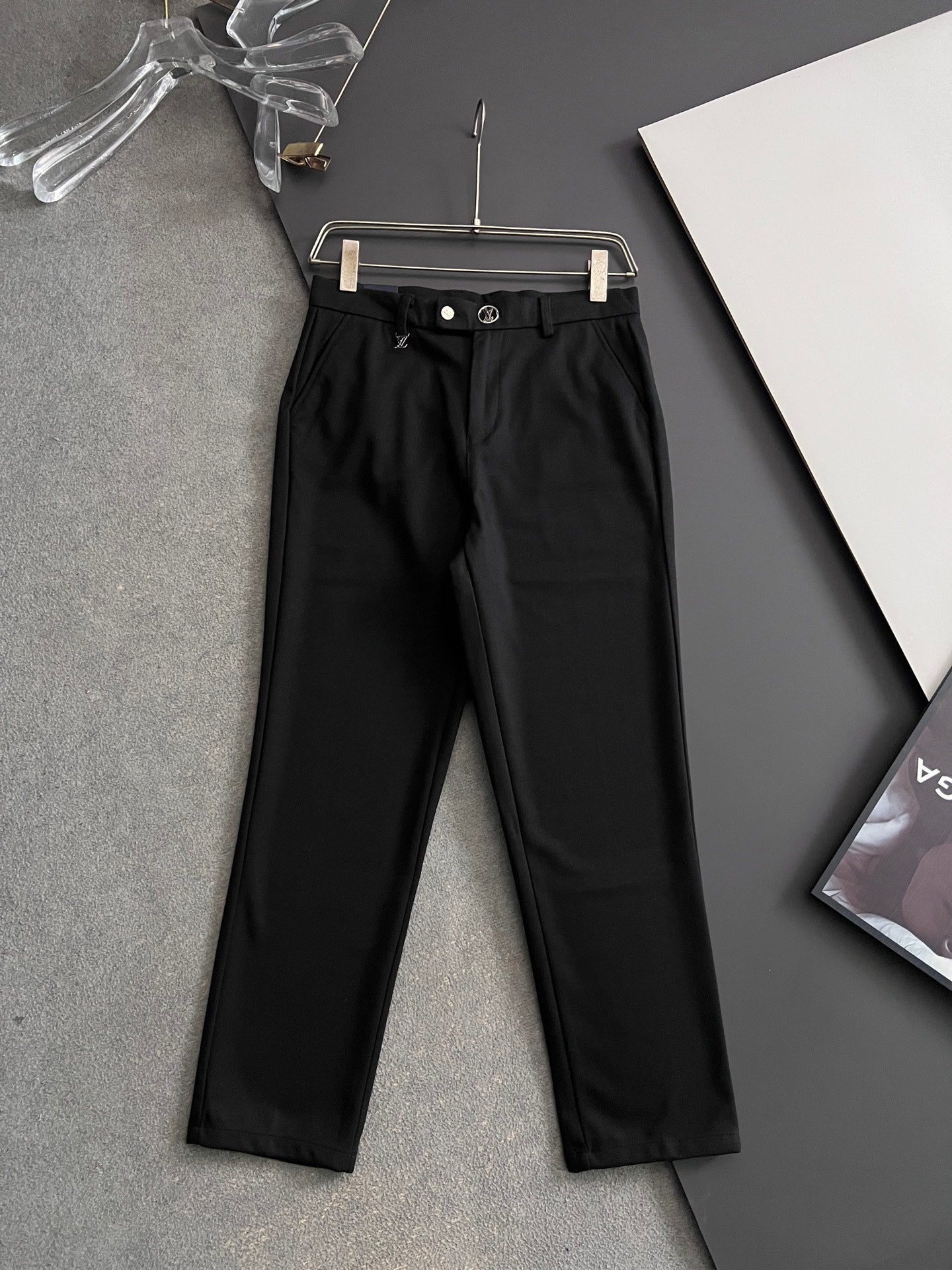Louis Vuitton Men's Cashmere Casual Trousers – 2025