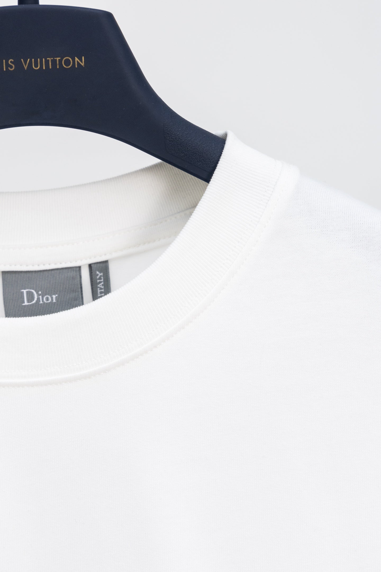 Dior Daisy Embroidered T-Shirt – 2026 Summer Collection