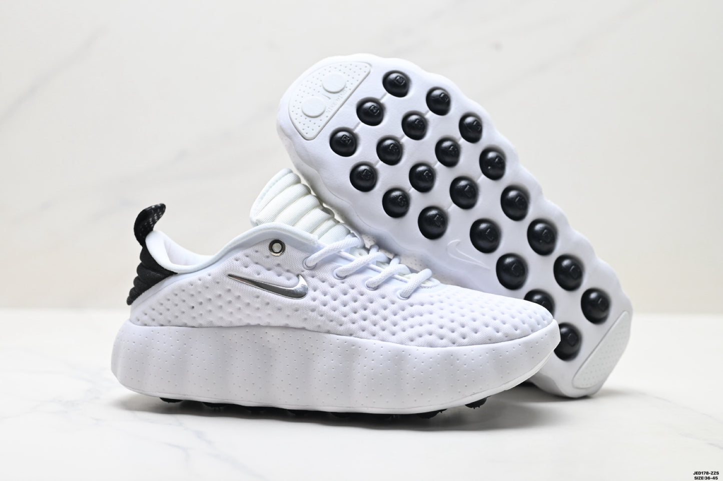 Nike Mind 002 Training Shoes