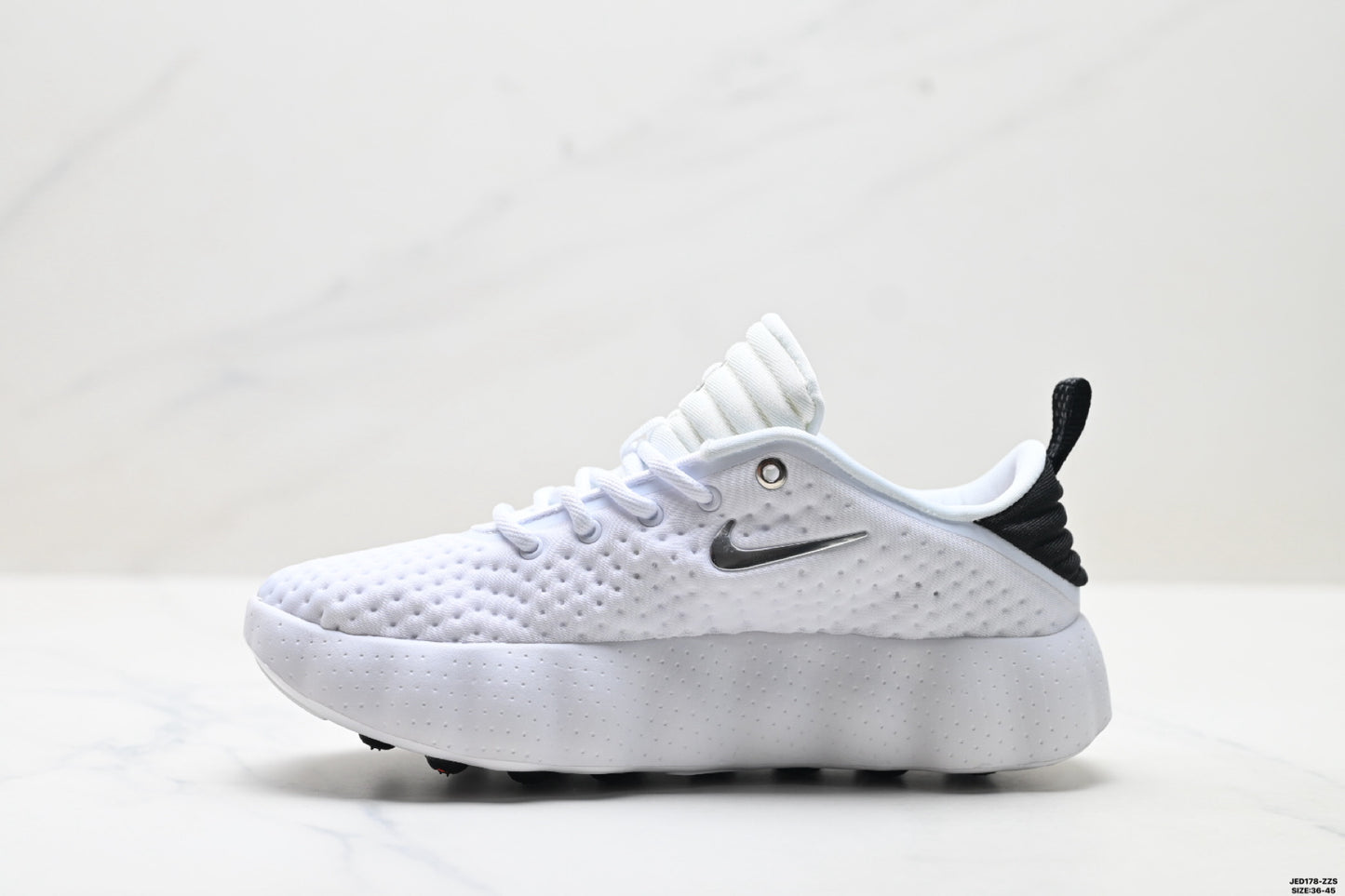 Nike Mind 002 Training Shoes