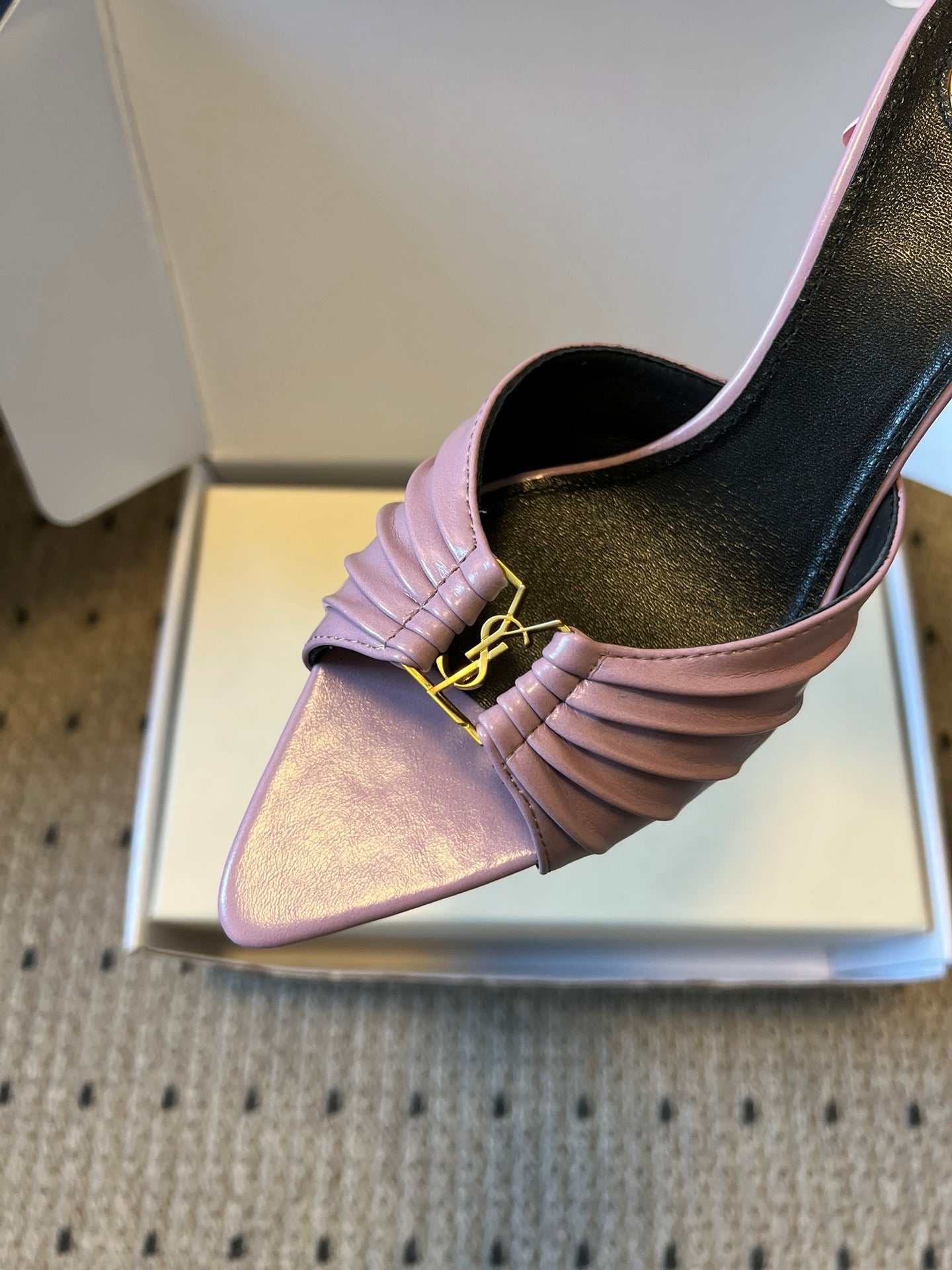 Saint Laurent Pleated Pointed-Toe Mules – 26SS